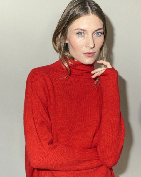 photography: Leon Schleßelmann | model: Carolin Lossberg | client: Drykorn