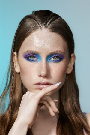 photography: Sascha Schäfer | make-up: Christine Eleven | hair: Rima Sium