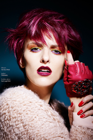 photography: Marina Schneider-Moog | make-up: Christine Eleven | hair: Rima Sium