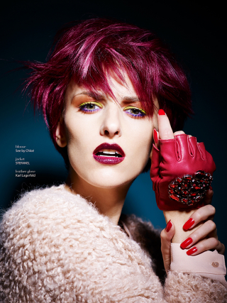 photography: Marina Schneider-Moog | make-up: Christine Eleven | hair: Rima Sium