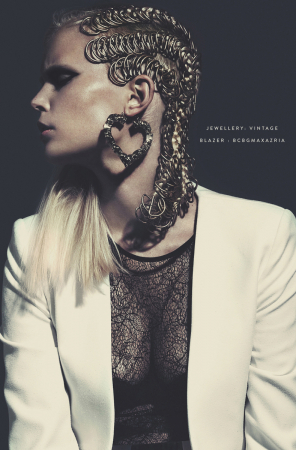 photography: Benjamin Becker | make-up: Christine Eleven | hair: Rima Sium | styling: Susi Bauer