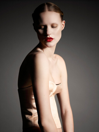 photography: Stefan Milev | make-up: Christine Eleven | hair: Christine Eleven & Ahmet Bilir | designer: Cem Chako