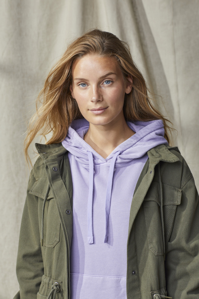 photography: Julia Haack | styling: Yannic Joel Hohaus | client: Esprit