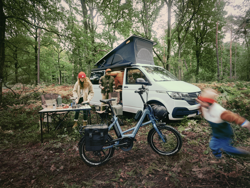 client: Kalkhoff | production: Zvei Studios | director: Lukas Bierholz | dop: Jens Wirtzfeld | photography: Valentin Mühl | model(s): Marie, Hüseyin | postproduction, film: Philip Schürk | postproduction, photo: Tim Wachnowski