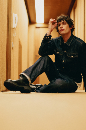 art direction, photography, videography: Julian Spangenberg | client: REPLAY