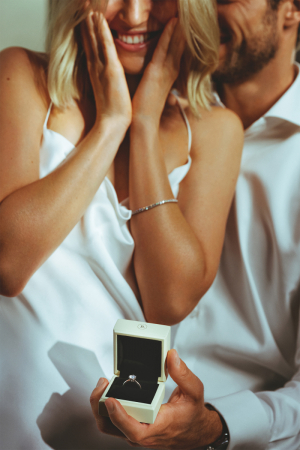 photography: Christoph Klutsch | model: Kim Hnizdo & Dennis Böer | client: BAUNAT