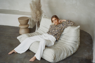 photography: Leonhard Koall | model: Aylin Bahr | client: Re.draft