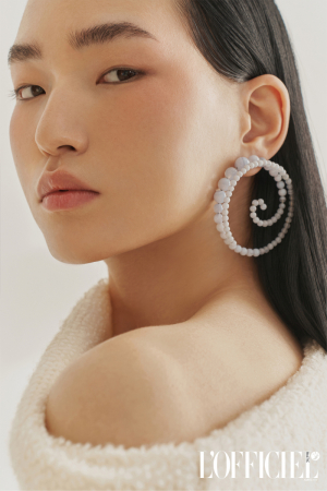 photography: Simon Hengesbach | model(s): Shirin Alaichieva c/o LOUISA models, Celine Petra c/o Addicted to models | usage: L'Officiel Baltic