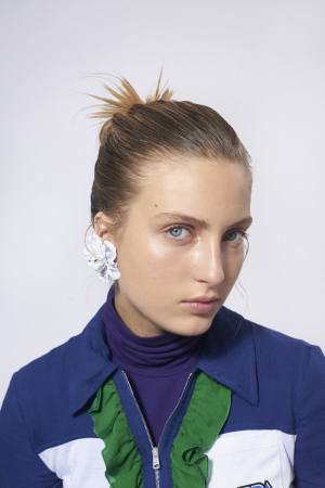 photography: Katharina Werle | styling: Ioanna Auschra | model: Emma Groeper c/o Tigers mgmt photography: Katharina Werle | styling: Ioanna Auschra | model: Emma Groeper c/o Tigers mgmt