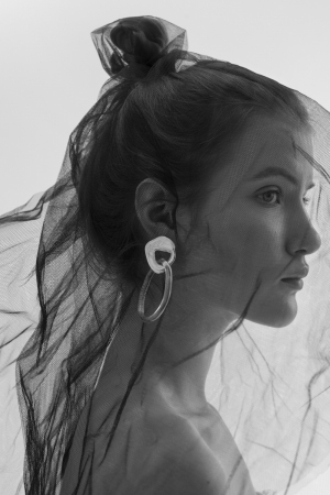 photography: Katharina Werle | styling: Franziska Wienecke | model: Feli c/o pma models | L'Officiel Austria