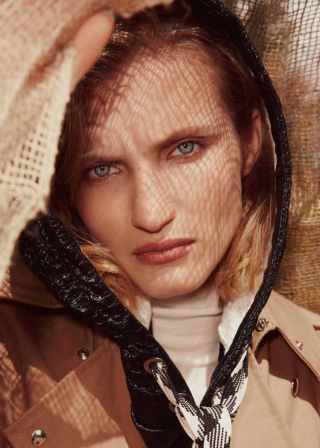 photography: Christoph Klutsch | styling: Johanna Björg Christensen | model: Merle Gerhardy c/o Tune Models | usage: Elle Serbia