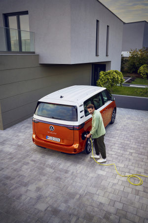 photography: Joe Hoelzl | videography: Spreadfilms | styling: Anna-Marina Roth | client: Volkswagen AG