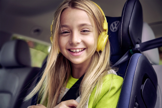 photography: Joe Hoelzl | videography: Spreadfilms | styling: Anna-Marina Roth | client: Volkswagen AG