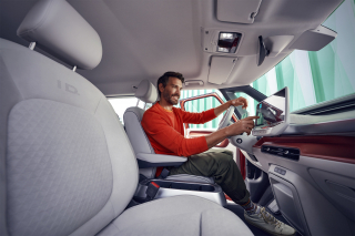 photography: Joe Hoelzl | videography: Spreadfilms | styling: Anna-Marina Roth | client: Volkswagen AG