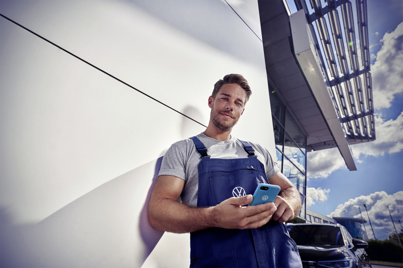 photography: Joe Hoelzl | videography: Spreadfilms | styling: Anna-Marina Roth | client: Volkswagen AG
