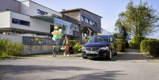 photography: Joe Hoelzl | videography: Spreadfilms | styling: Anna-Marina Roth | client: Volkswagen AG