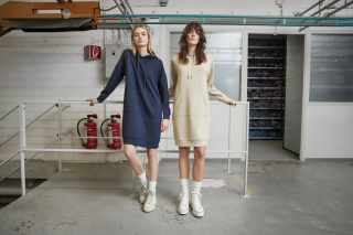 photography: Daniel Torz | videography: Petafilms | models: Rafaela Bosi, Hanna Verhees | client: comma, | hair & make-up: Lisa Hammedinger & Suzana Santalab