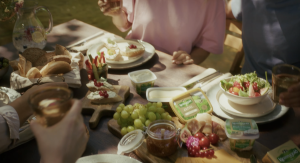 hair & make-up: Eva-Maria Pilartz | styling: Sandra Munkler | set: Susanne Kutscher | production: TWIST GmbH & Co. KG | director: Martin Miron | client: Kerrygold | agency: BBDO