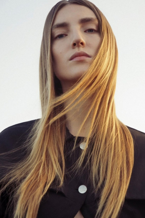 photography: Oliver Rudolph | model: Lisa Helene Kramer | usage: GRAZIA Netherlands