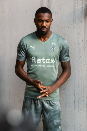 photography: Stefan Grey | client: PUMA | usage: Borussia Mönchengladbach | production: PPS Produktionsservice