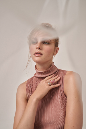 photography: Stephan Glathe | client: Guebelin | model: Esther Lomb