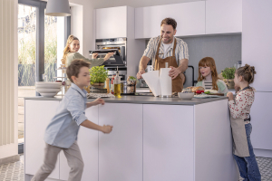 photography: Ralph Richter | hair & make-up: Anne-Lena Cox | client: FRIPA Papierfabrik Albert Friedrich KG