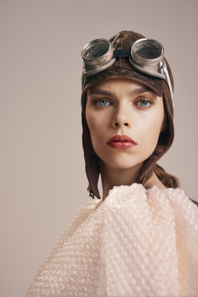 photography: Stefan Kapfer | hair & make-up assistance: Lena Beckert | model: Philippa K. c/o Louisa models