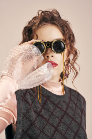 photography: Stefan Kapfer | hair & make-up assistance: Lena Beckert | model: Philippa K. c/o Louisa models