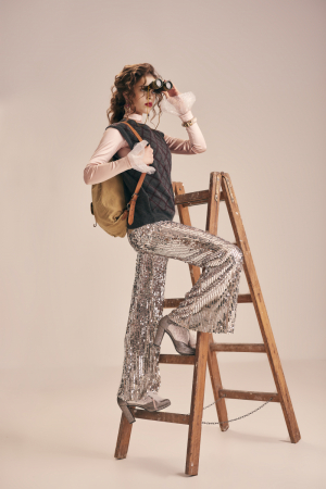 photography: Stefan Kapfer | hair & make-up assistance: Lena Beckert | model: Philippa K. c/o Louisa models