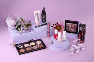 photography: Mona Strieder | production: twentyfourone // motionpicture GmbH | client: Maybelline New York c/o L\'ORÉAL Deutschland GmbH